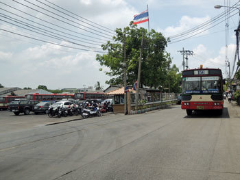 Bus156 Suan Siam 1