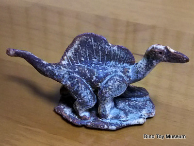益子　2017年春の陶器市で恐竜陶器を発掘しました